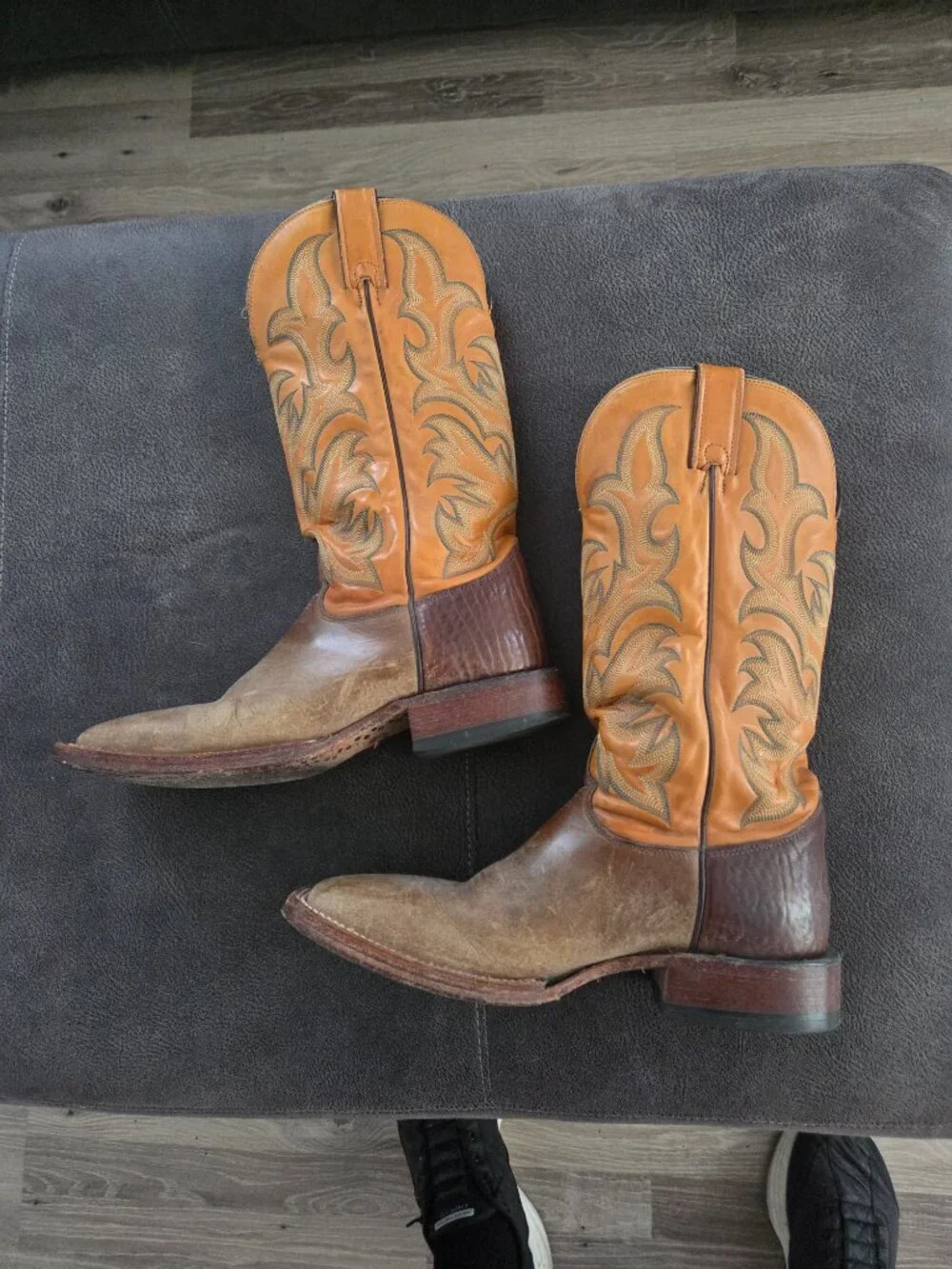 Vintage Justin Boots 7001 Men 6 Made in USA Two Tone Suede Square Toe Western